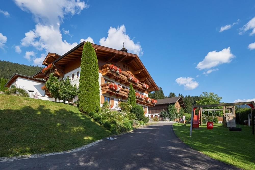 Apartments Untersüßgut Eben Eben Im Pongau Exterior foto